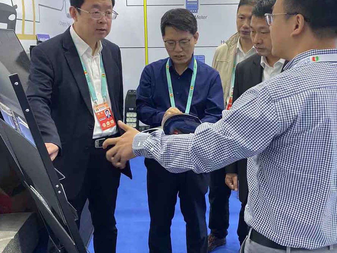 Customer visit-5
